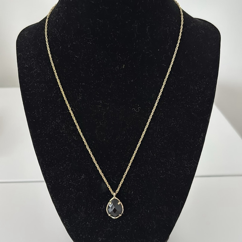 KENDRA SCOTT Kiri black faceted tear drop pendant necklace gold tone chain 18”